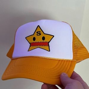SS22 Sukamii Star Chomper Hat